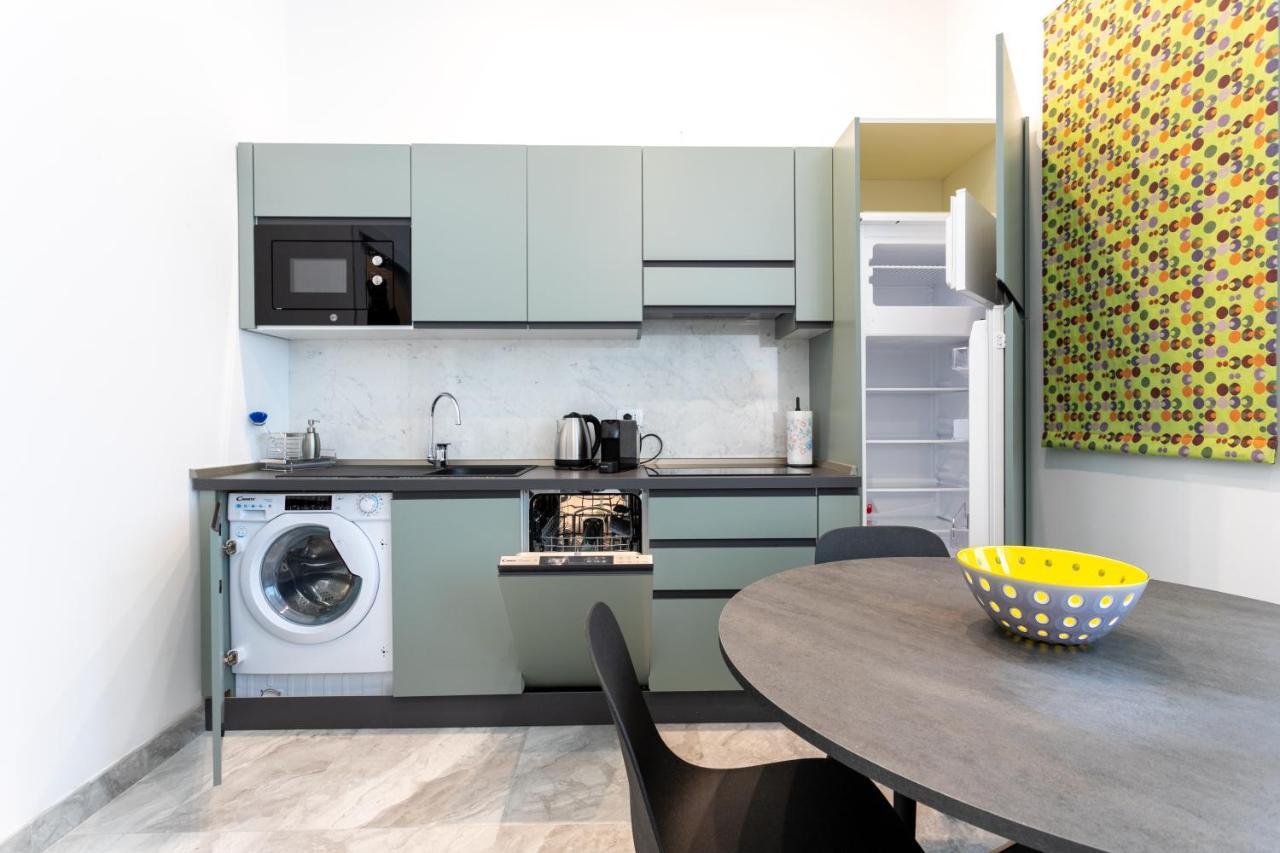 Luna Homes - Bilocale In Mac Mahon Milán Exteriér fotografie
